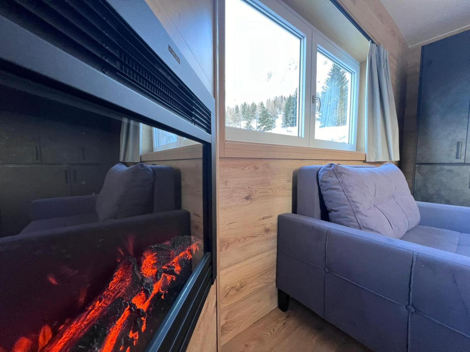 Anemone Bianco Suite Rooms Passo del Tonale Esterno foto