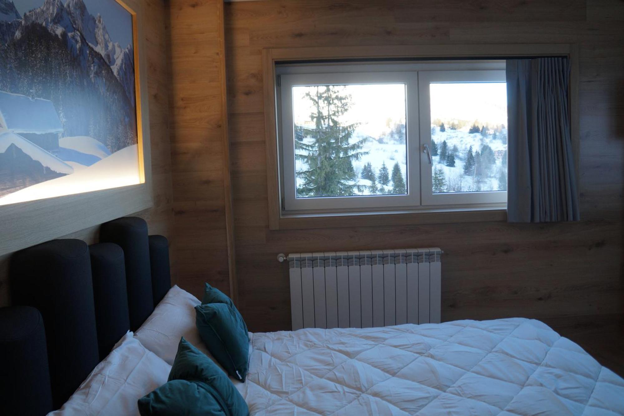 Anemone Bianco Suite Rooms Passo del Tonale Esterno foto