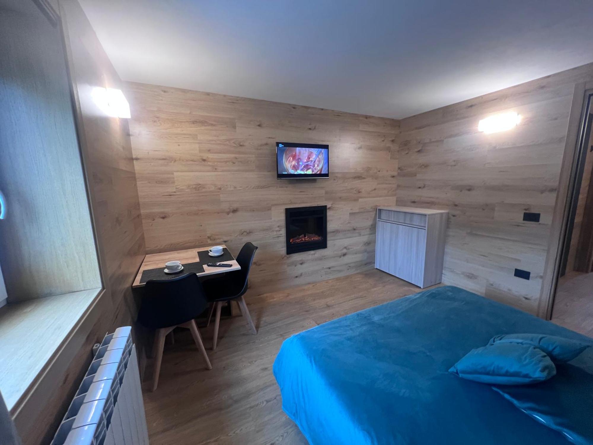 Anemone Bianco Suite Rooms Passo del Tonale Esterno foto