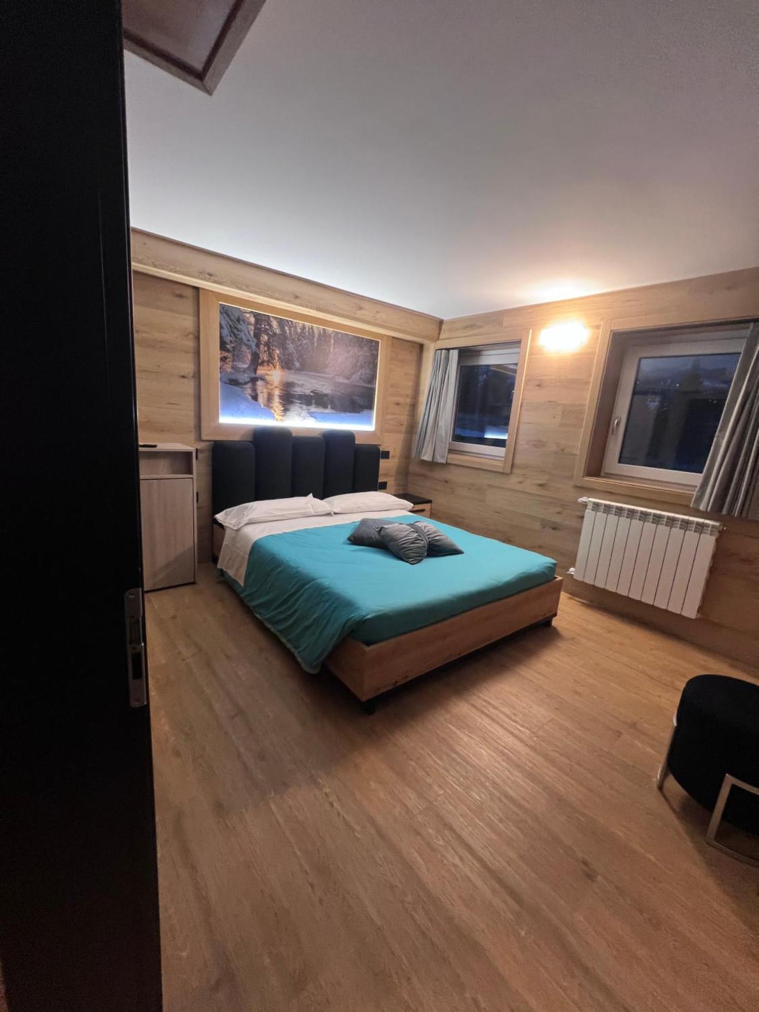 Anemone Bianco Suite Rooms Passo del Tonale Esterno foto