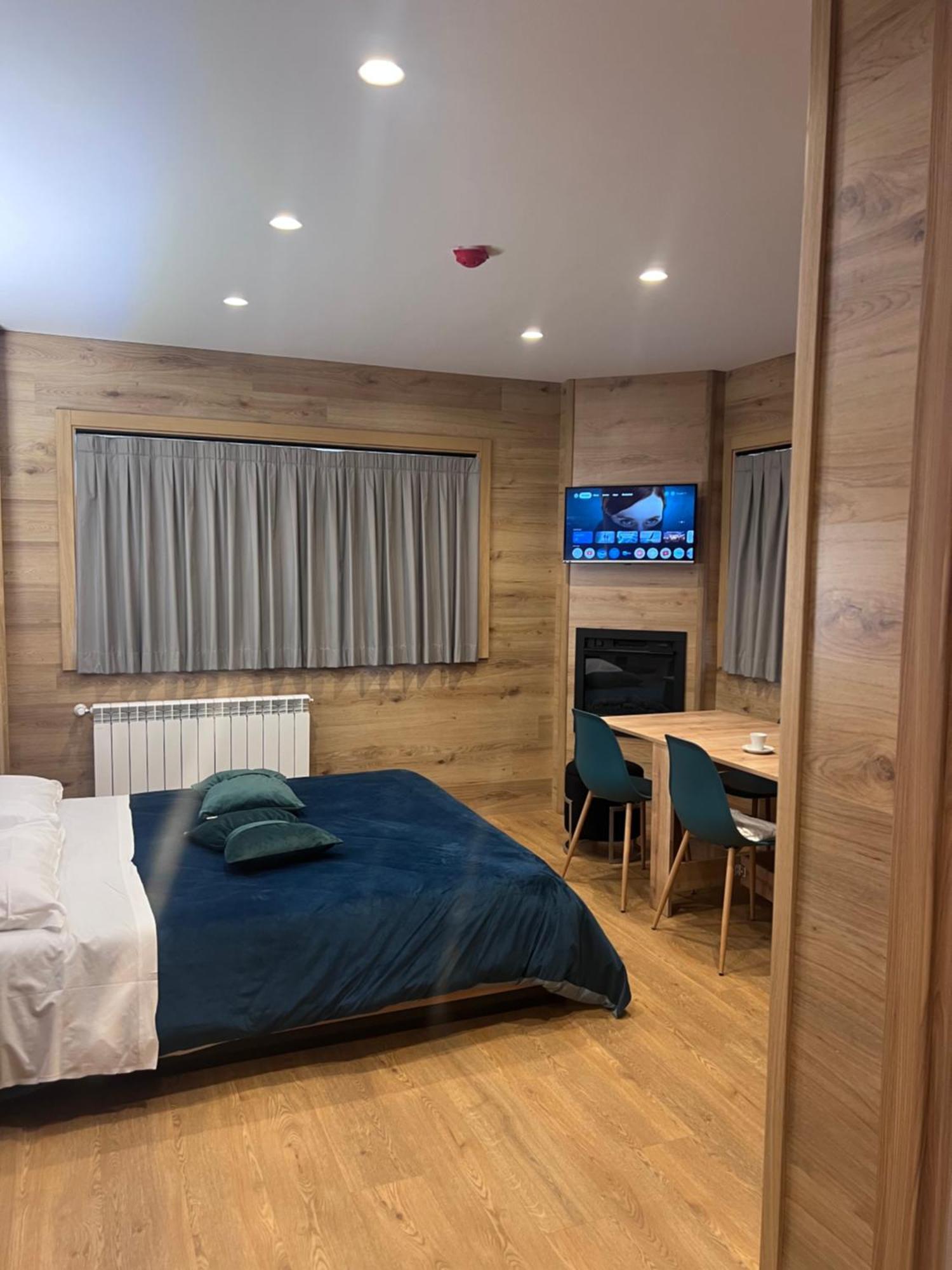 Anemone Bianco Suite Rooms Passo del Tonale Esterno foto
