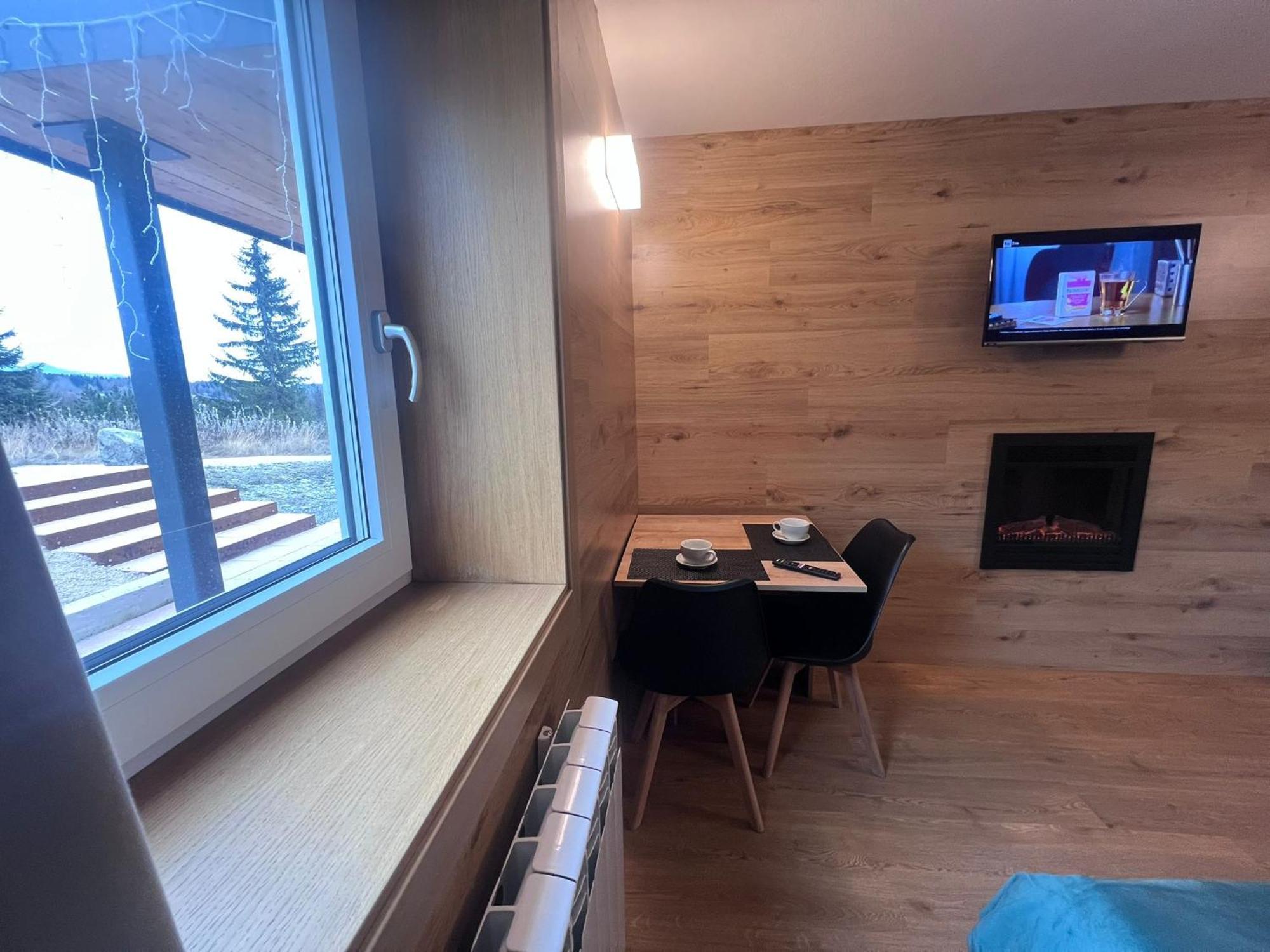 Anemone Bianco Suite Rooms Passo del Tonale Esterno foto